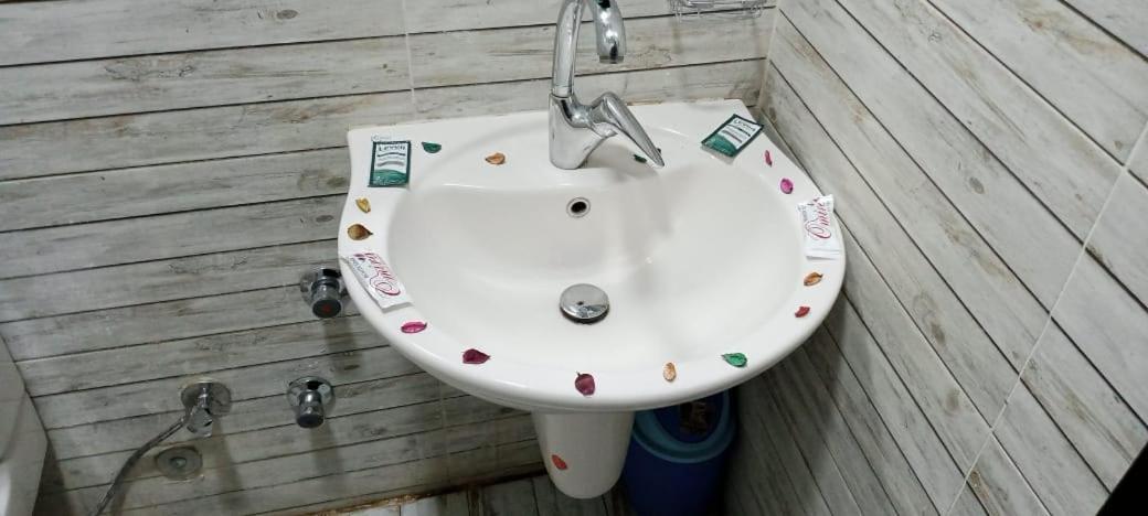Al Amir Palace Hotel Sohag Eksteriør billede